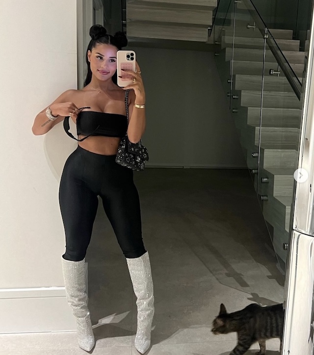 katya-elise-henry-inspiring-millions-through-fitness-family-and-wellness-tExp Katya Elise Henry: Inspiring Millions Through Fitness, Family, and Wellness