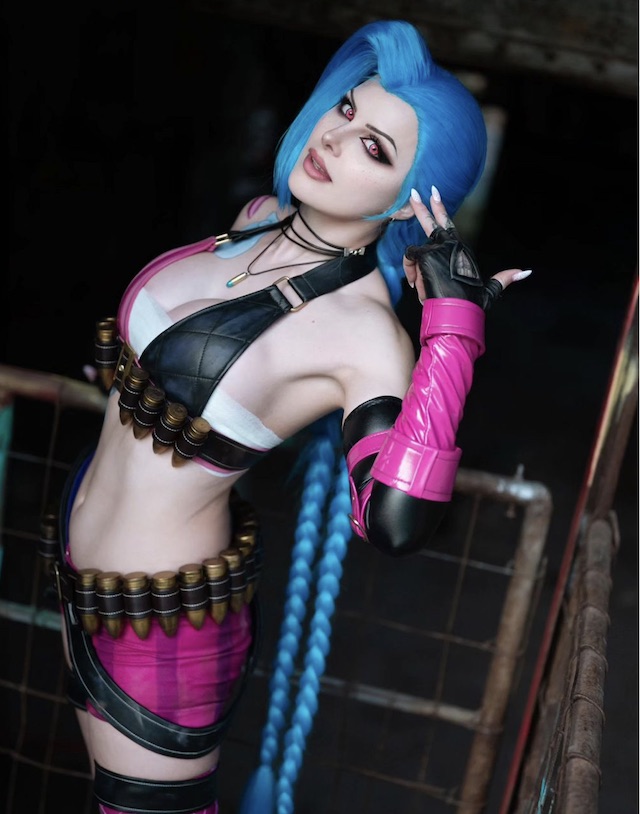 the-craft-behind-kinpatsus-iconic-cosplays-T72B The Craft Behind Kinpatsu’s Iconic Cosplays