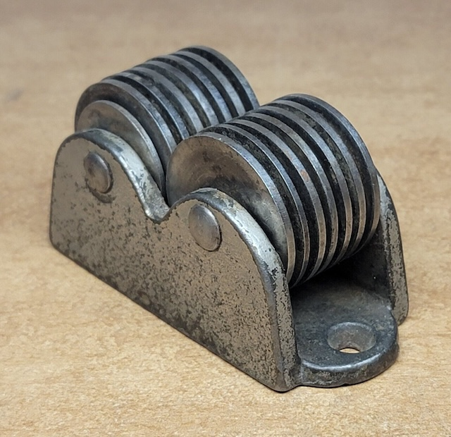 the-vintage-knife-sharpener-preserving-tradition-in-the-kitchen-Xk8l The Vintage Knife Sharpener: Preserving Tradition in the Kitchen