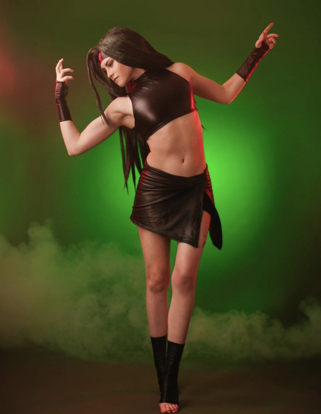 vega-the-edgy-cosplay-influencer-breaking-boundaries-9fPD Vega: The Edgy Cosplay Influencer Breaking Boundaries