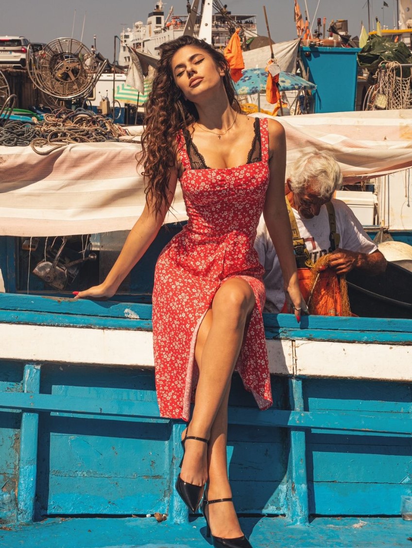 P52L Ines Trocchia: The Supermodel Who Champions Natural Beauty and Confidence