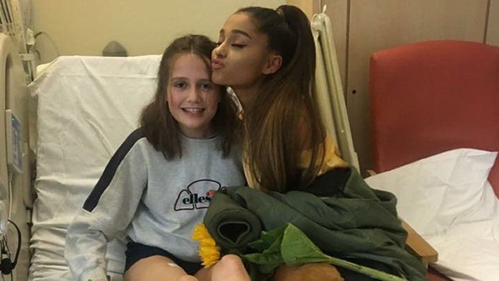 ariana-grande-and-the-asianfishing-controversy-what-you-need-to-know-ewH1 Ariana Grande and the 'Asianfishing' Controversy: What You Need to Know