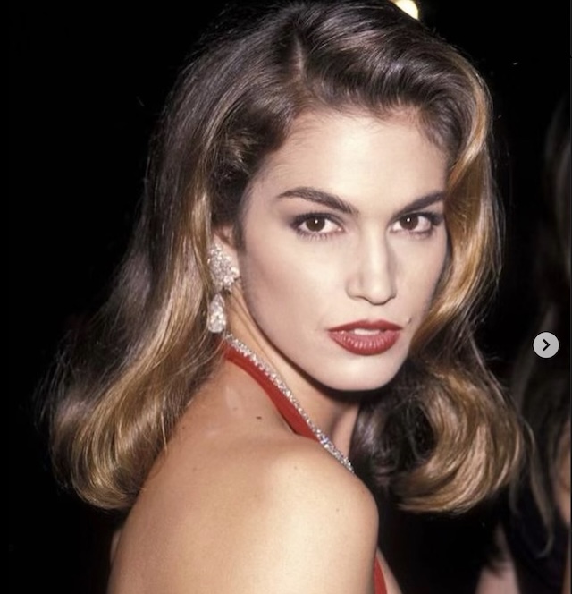 cindy-crawford-the-enduring-legacy-of-a-fashion-icon-bRLT Cindy Crawford: The Enduring Legacy of a Fashion Icon