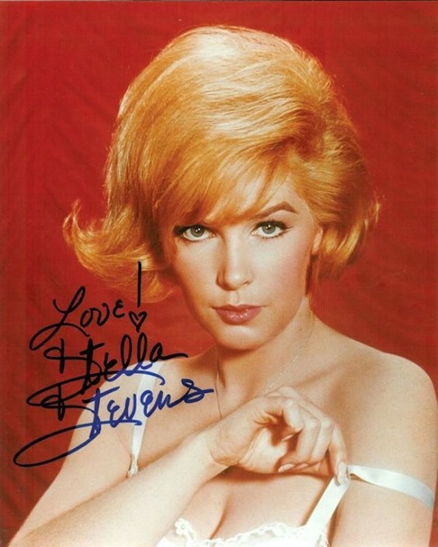 hYe9 Stella Stevens: A Hollywood Icon Who Defined an Era
