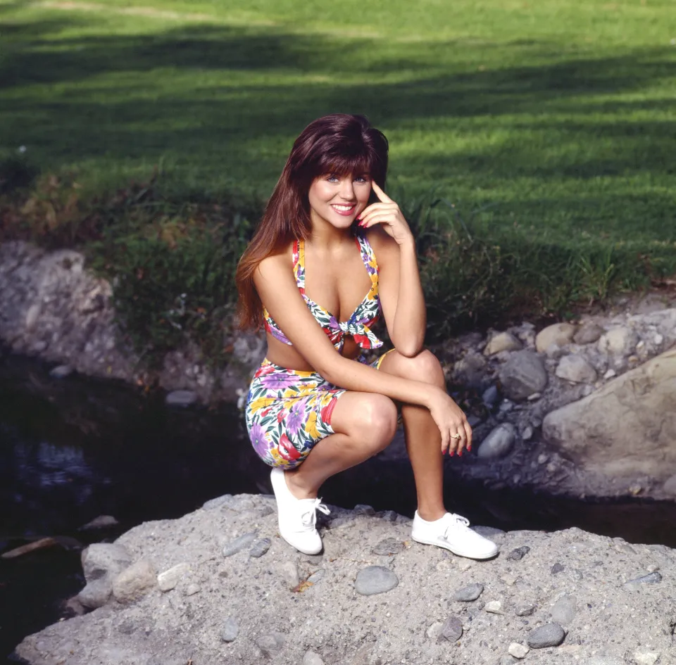 iNKl Tiffani Thiessen: From Teen Idol to Multi-Talented Entrepreneur