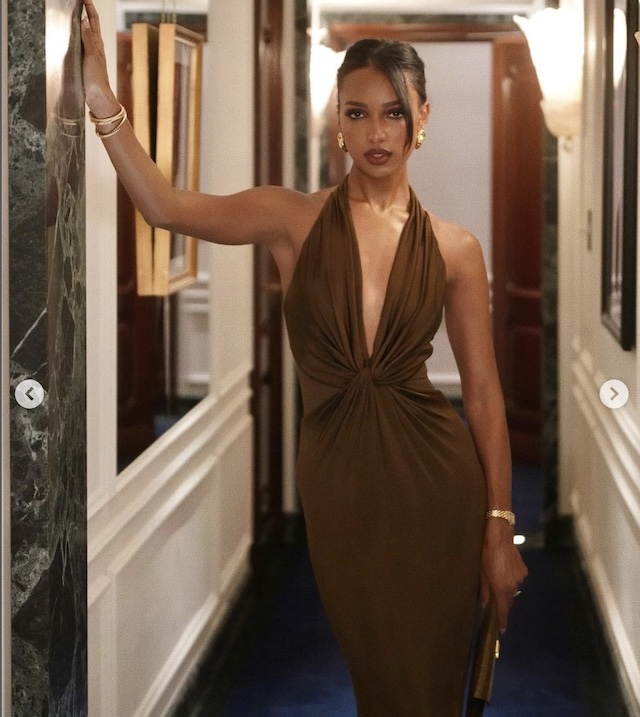 jasmine-tookes-from-supermodel-to-fitness-entrepreneur-gPM4 Jasmine Tookes: From Supermodel to Fitness Entrepreneur