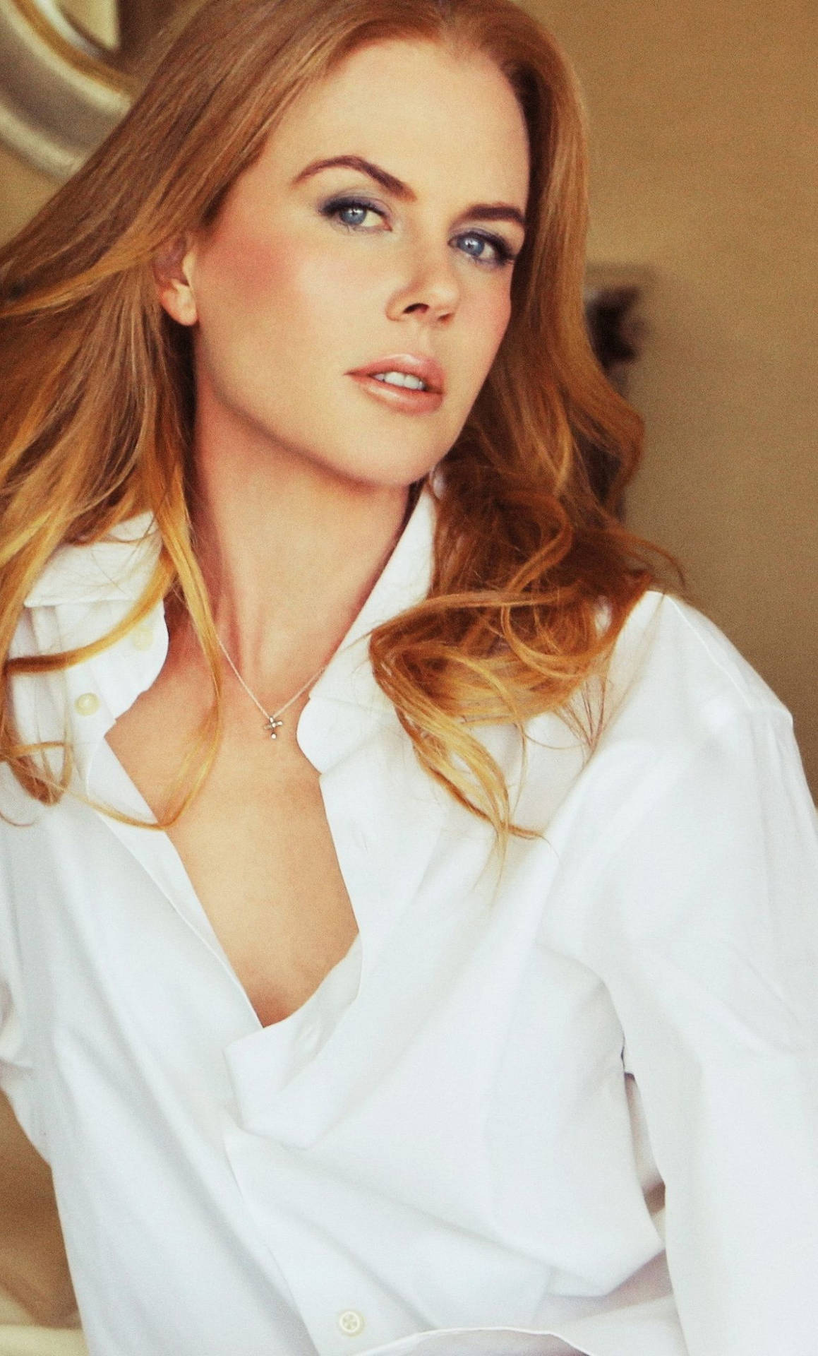 ynAX Nicole Kidman: Redefining Beauty, Confidence, and Timeless Elegance